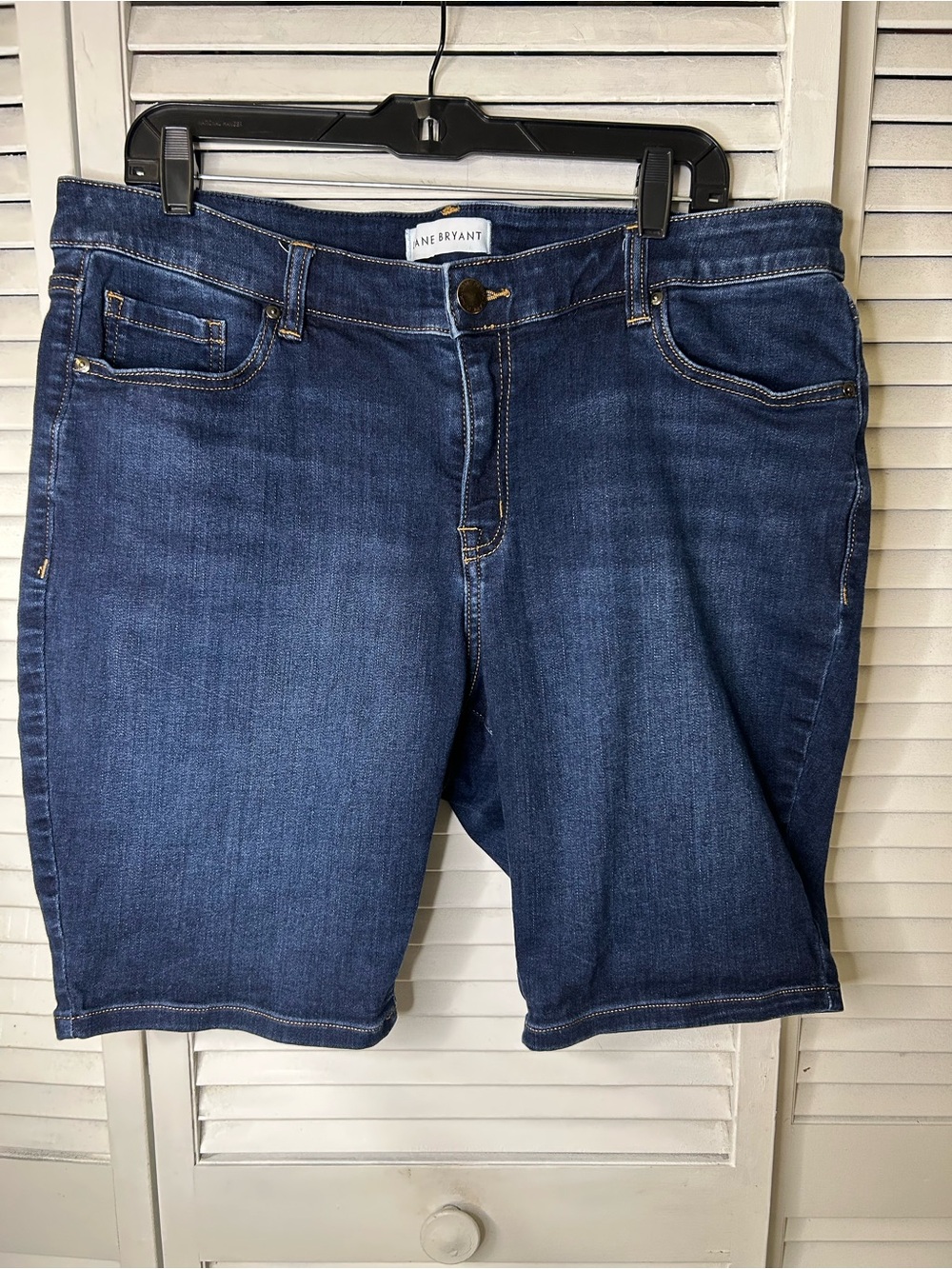 Lane Bryant Blue Denim Bermuda Shorts Size 18